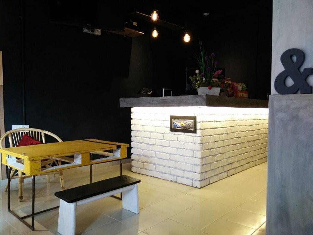 Monkey Motel Cafe Malakka Dış mekan fotoğraf