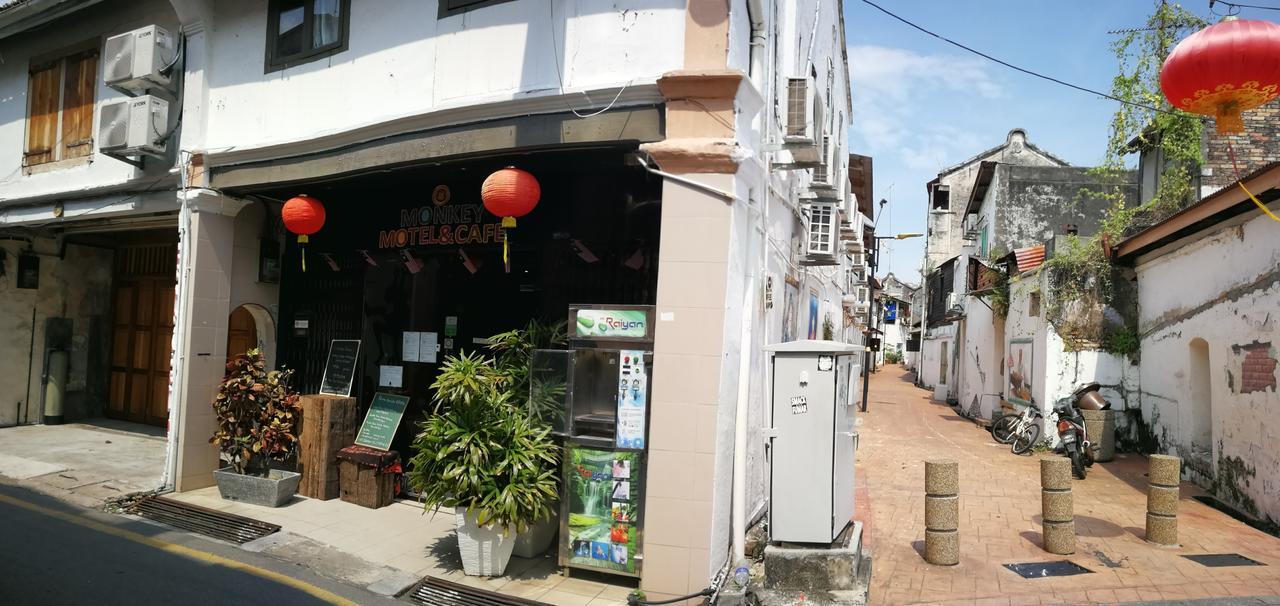Monkey Motel Cafe Malakka Dış mekan fotoğraf